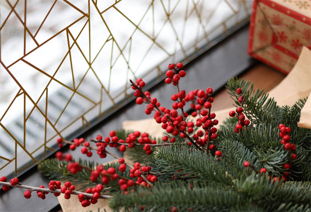 How to Make a Hallway Feel Festive Simple Ideas for a Warm and Welcoming Entryway