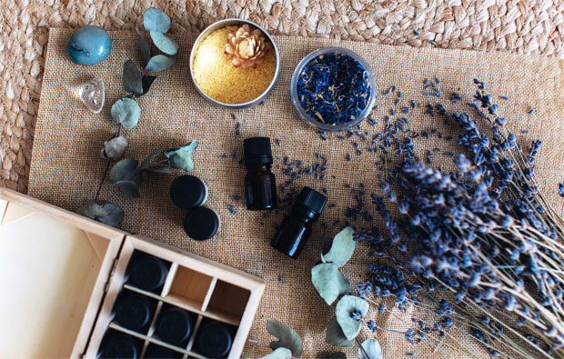 Simple Ways to Use Essential Oils in Your Wellness Routine