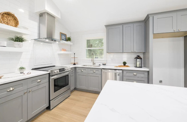 Interior Design Tips: Wall Cladding for Family Kitchens