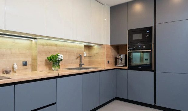 Interior Design Tips: Wall Cladding for Family Kitchens