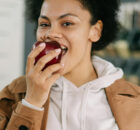 Tips for Eating Healthy on the Go for Busy Mums